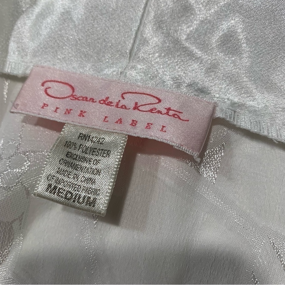 Oscar Delarenta White Sheer Women’s Robe. Size Medium - Picture 4 of 5